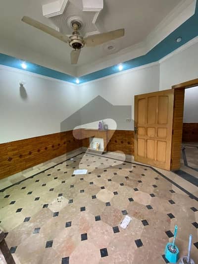 جی ۔ 13 اسلام آباد میں 2 کمروں کا 4 مرلہ بالائی پورشن 55.0 ہزار میں کرایہ پر دستیاب ہے۔ جی ۔ 13 اسلام آباد میں 2 کمروں کا 4 مرلہ بالائی پورشن 55.0 ہزار میں کرایہ پر دستیاب ہے۔