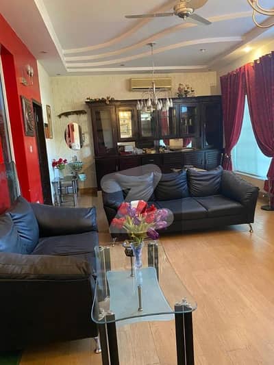 پی ڈبلیو ڈی ہاؤسنگ سکیم اسلام آباد میں 6 کمروں کا 1 کنال مکان 6.5 کروڑ میں برائے فروخت۔