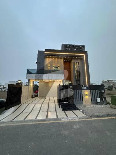 Premium Main Double Road 10 Marla House Is Available For sale In Gujranwala