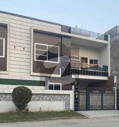 ڈائمنڈ سٹی غالب روڈ,سیالکوٹ میں 4 کمروں کا 6 مرلہ مکان 2.6 کروڑ میں برائے فروخت۔