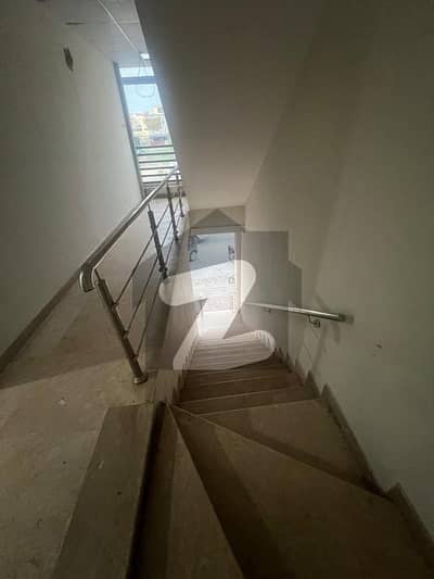 حب کمرشل بحریہ ٹاؤن فیز 8 ۔ سفاری ویلی,بحریہ ٹاؤن فیز 8,بحریہ ٹاؤن راولپنڈی,راولپنڈی میں 1 مرلہ دفتر 18.0 ہزار میں کرایہ پر دستیاب ہے۔