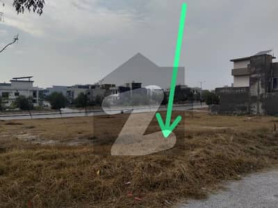 PRIME 10 MARLA PLOT FOR SALE | DOUBLE ROAD BACK | BLOCK E, MULTI GARDENS B-17 ISLAMABAD