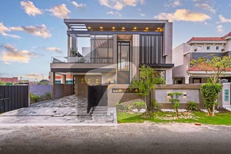 ڈی ایچ اے فیز 6 ڈیفنس (ڈی ایچ اے),لاہور میں 5 کمروں کا 1 کنال مکان 3.25 لاکھ میں کرایہ پر دستیاب ہے۔