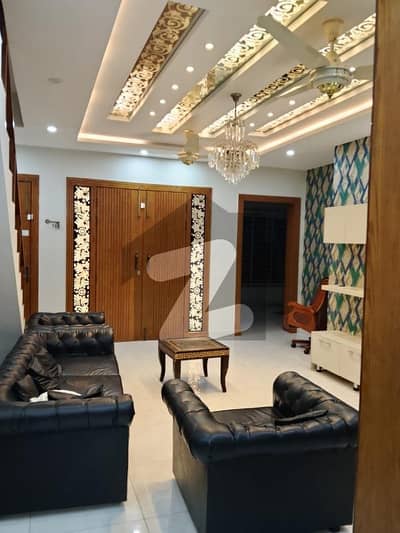 بحریہ ٹاؤن فیز 8 بحریہ ٹاؤن راولپنڈی,راولپنڈی میں 3 کمروں کا 7 مرلہ زیریں پورشن 65.0 ہزار میں کرایہ پر دستیاب ہے۔