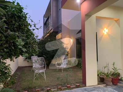 آئی ای پی انجنیئرز ٹاؤن ۔ سیکٹر اے آئی ای پی انجینئرز ٹاؤن,لاہور میں 4 کمروں کا 1 کنال مکان 4.5 کروڑ میں برائے فروخت۔