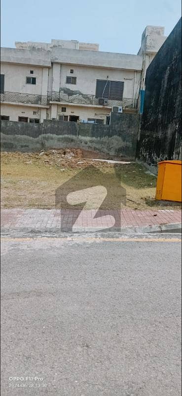 بحریہ ٹاؤن فیز 8 ۔ عمر بلاک بحریہ ٹاؤن فیز 8 ۔ سفاری ویلی,بحریہ ٹاؤن فیز 8,بحریہ ٹاؤن راولپنڈی,راولپنڈی میں 7 مرلہ رہائشی پلاٹ 74.0 لاکھ میں برائے فروخت۔ بحریہ ٹاؤن فیز 8 ۔ عمر بلاک بحریہ ٹاؤن فیز 8 ۔ سفاری ویلی,بحریہ ٹاؤن فیز 8,بحریہ ٹاؤن راولپنڈی,راولپنڈی میں 7 مرلہ رہائشی پلاٹ 74.0 لاکھ میں برائے فروخت۔