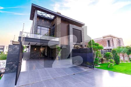 ڈی ایچ اے فیز 7 - بلاک یو فیز 7,ڈیفنس (ڈی ایچ اے),لاہور میں 5 کمروں کا 1 کنال مکان 6.57 کروڑ میں برائے فروخت۔