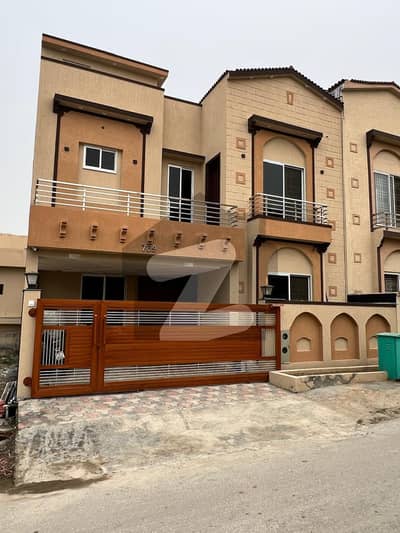 Double Storey 7 Marla House Available In Bahria Town Phase 8 - Usman Block For sale
