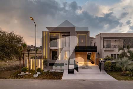 Eyes Catching 1 Kanal Ultra Modern House For Sale
