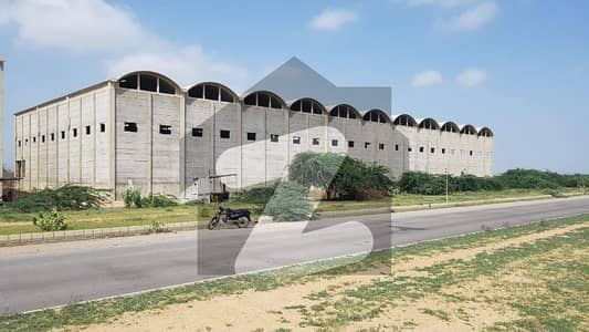 پورٹ قاسم بِن قاسم ٹاؤن,کراچی میں 16 کنال گودام 22.5 لاکھ میں کرایہ پر دستیاب ہے۔