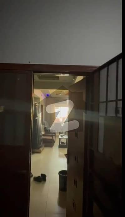 West-Open Spacious 3 Bed DD Flat for Sale | Mariyum Plaza | 1400 Sqft. . . . . . . . . . . owner