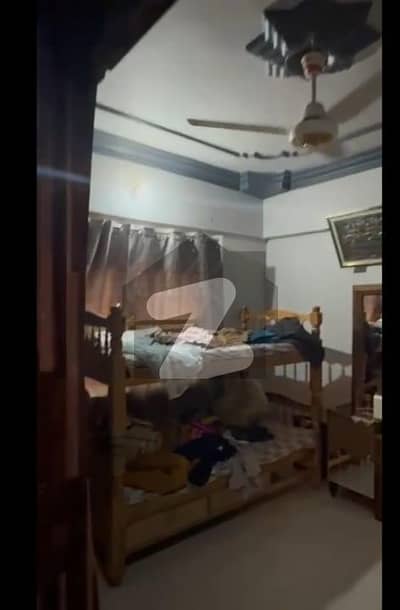 علی پیلس نسیم نگر روڈ,قاسم آباد,حیدر آباد میں 3 کمروں کا 6 مرلہ فلیٹ 95.0 لاکھ میں برائے فروخت۔