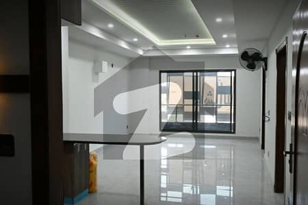 بحریہ ٹاؤن فیز 8 بحریہ ٹاؤن راولپنڈی,راولپنڈی میں 1 کمرے کا 3 مرلہ فلیٹ 42.0 ہزار میں کرایہ پر دستیاب ہے۔