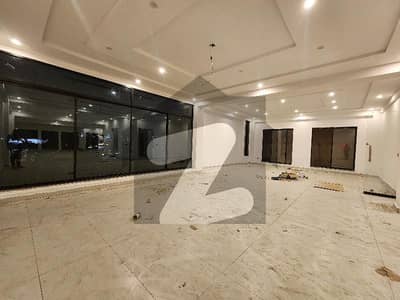 جوہر ٹاؤن فیز 2 جوہر ٹاؤن,لاہور میں 2 کنال عمارت 20.0 لاکھ میں کرایہ پر دستیاب ہے۔