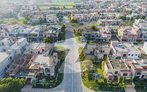 10 Marla Best Location Ideal Investment For Builders Near Park Mosque Market Plot For Sale