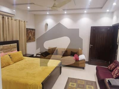 بحریہ ٹاؤن سیکٹر سی بحریہ ٹاؤن,لاہور میں 3 کمروں کا 10 مرلہ بالائی پورشن 1.2 لاکھ میں کرایہ پر دستیاب ہے۔