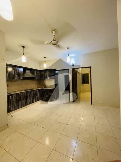 ڈی ایچ اے فیز 6 ڈی ایچ اے ڈیفینس,کراچی میں 2 کمروں کا 4 مرلہ فلیٹ 60.0 ہزار میں کرایہ پر دستیاب ہے۔