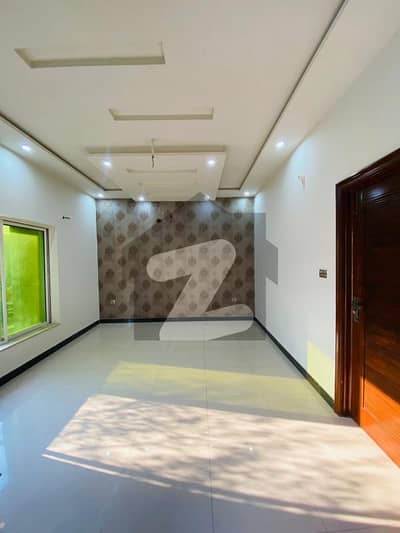 ایڈن آچرڈ فیصل آباد میں 3 کمروں کا 5 مرلہ مکان 80.0 ہزار میں کرایہ پر دستیاب ہے۔