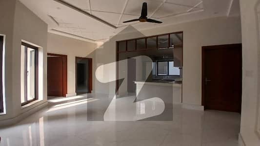 واپڈا ٹاؤن فیز 1 واپڈا ٹاؤن,ملتان میں 3 کمروں کا 10 مرلہ بالائی پورشن 55.0 ہزار میں کرایہ پر دستیاب ہے۔