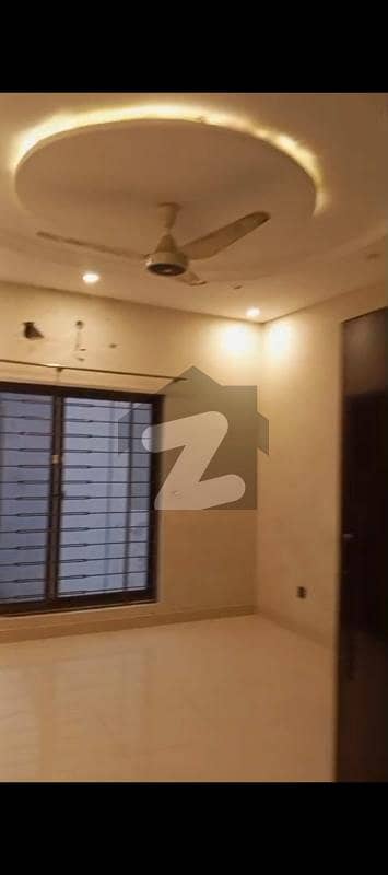 بحریہ آرچرڈ لاہور میں 3 کمروں کا 10 مرلہ بالائی پورشن 60.0 ہزار میں کرایہ پر دستیاب ہے۔