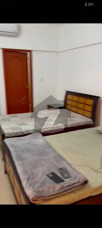 بخاری کمرشل ایریا ڈی ایچ اے فیز 6,ڈی ایچ اے ڈیفینس,کراچی میں 2 کمروں کا 4 مرلہ فلیٹ 1.5 لاکھ میں کرایہ پر دستیاب ہے۔