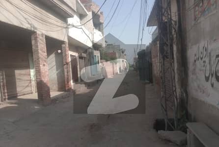 کاہنہ لاہور میں 6 مرلہ کمرشل پلاٹ 29.5 لاکھ میں برائے فروخت۔