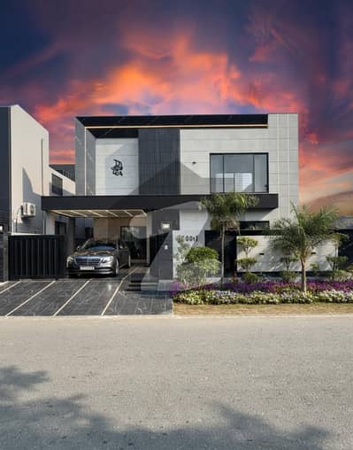 ڈی ایچ اے فیز 7 ڈیفنس (ڈی ایچ اے),لاہور میں 5 کمروں کا 1 کنال مکان 9.5 کروڑ میں برائے فروخت۔