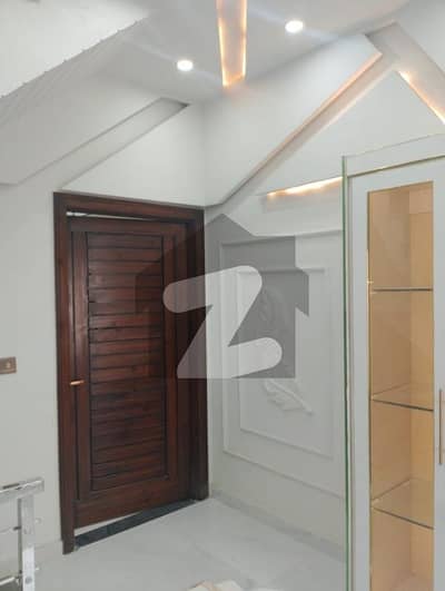 ماڈل سٹی ون کینال روڈ,فیصل آباد میں 2 کمروں کا 2 مرلہ مکان 45.0 ہزار میں کرایہ پر دستیاب ہے۔