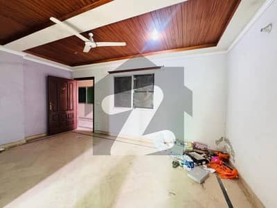 2 Bedroom Flat for Rent in G-15 Markaz for Office And Family