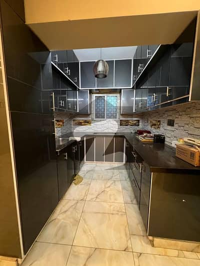 READY-TO-MOVE LUXURY 3 BED DD MAIN ROAD PRIME LOCATION Block 3A, Gulistan-e-Jauhar | Near Munawar Chowrangi