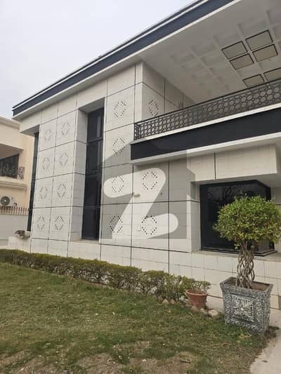 Elegant 888 Sq Yrds Double-Storey 7 Bedrooms House For Rent In F-8