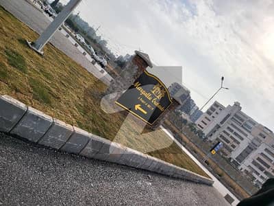 مارگلہ آرچرڈ اسلام آباد میں 10 مرلہ رہائشی پلاٹ 1.5 کروڑ میں برائے فروخت۔