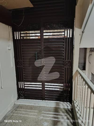 شرف آباد گلشنِ اقبال ٹاؤن,کراچی میں 2 کمروں کا 4 مرلہ فلیٹ 1.95 کروڑ میں برائے فروخت۔