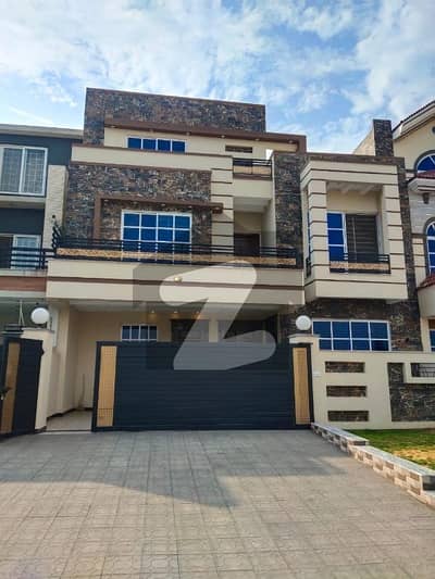 جی ۔ 14 اسلام آباد میں 6 کمروں کا 14 مرلہ مکان 7.5 کروڑ میں برائے فروخت۔