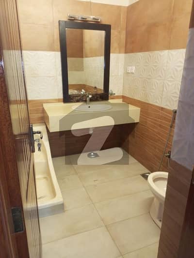 Urgent Sale Main Shaheed E MILLAT 3 Bed D D Not Original Pictures