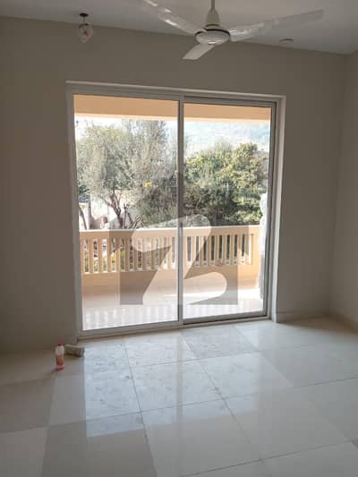 اسلام آباد - مری ایکسپریس وے اسلام آباد میں 3 کمروں کا 13 مرلہ فلیٹ 1.6 کروڑ میں برائے فروخت۔ اسلام آباد - مری ایکسپریس وے اسلام آباد میں 3 کمروں کا 13 مرلہ فلیٹ 1.6 کروڑ میں برائے فروخت۔