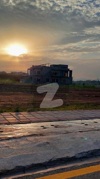 Kanal Plot Urgent For Sale In Dha-5 Islamabad