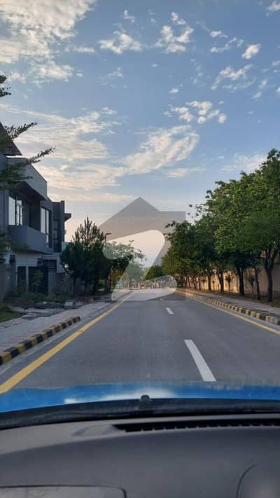 Kanal Plot Urgent For Sale In Dha-5 Islamabad