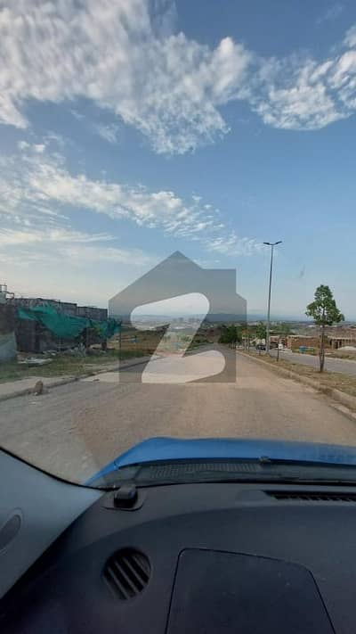 Beautiful Corner Plot Urgent For Sale