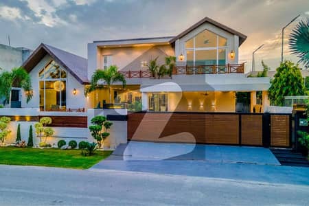 2 Kanal Brand New Upper Portion Lower Portion Is Permanent Lock With Separate Gate Available For Rent In DHA Phase 8