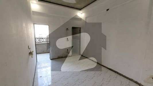 Prime Location 1400 Square Feet Flat In Gulistan-e-Jauhar For sale At Good Location