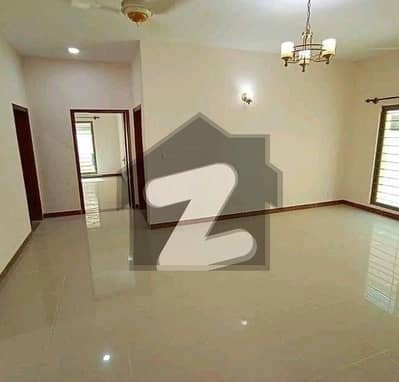 عسکری 5 - سیکٹر ایچ عسکری 5,ملیر کنٹونمنٹ,کینٹ,کراچی میں 5 کمروں کا 17 مرلہ مکان 10.25 کروڑ میں برائے فروخت۔