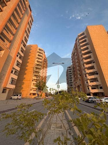 عسکری 5 ۔ سیکٹر جے عسکری 5,ملیر کنٹونمنٹ,کینٹ,کراچی میں 3 کمروں کا 11 مرلہ فلیٹ 3.8 کروڑ میں برائے فروخت۔