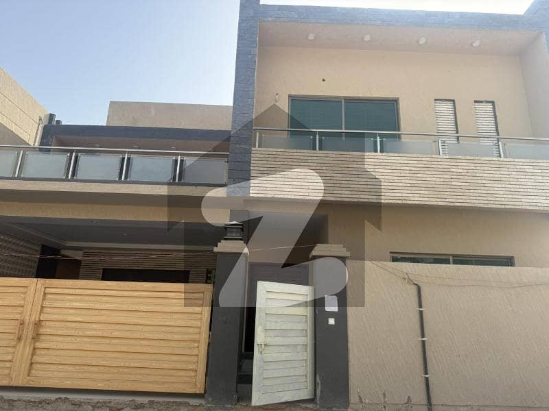 عسکری 6 ملیر کنٹونمنٹ,کینٹ,کراچی میں 5 کمروں کا 12 مرلہ مکان 6.0 کروڑ میں برائے فروخت۔ عسکری 6 ملیر کنٹونمنٹ,کینٹ,کراچی میں 5 کمروں کا 12 مرلہ مکان 6.0 کروڑ میں برائے فروخت۔