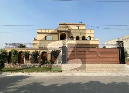 نشیمنِ اقبال فیز 2 نشیمنِ اقبال,لاہور میں 7 کمروں کا 1 کنال مکان 5.1 کروڑ میں برائے فروخت۔