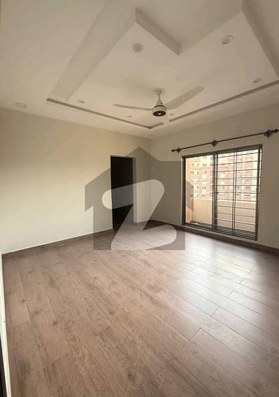 عسکری 5 ۔ سیکٹر جے عسکری 5,ملیر کنٹونمنٹ,کینٹ,کراچی میں 4 کمروں کا 13 مرلہ فلیٹ 4.8 کروڑ میں برائے فروخت۔