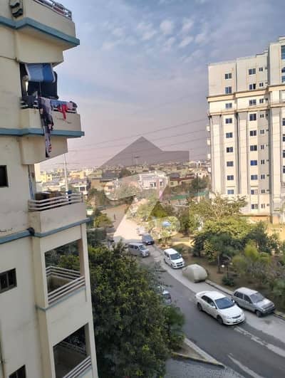 Block. 12. One Bed Apartment For Sale