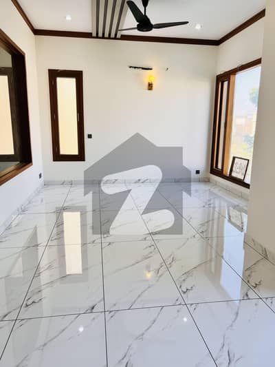 ڈی ایچ اے فیز 8 ڈی ایچ اے ڈیفینس,کراچی میں 6 کمروں کا 1 کنال مکان 22.0 کروڑ میں برائے فروخت۔