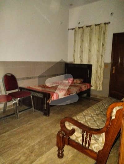 A Perfect Prime Location Portion 1bad Attached Bath Only Single Person Awaits You In Gulberg 3 Lahore For Rent