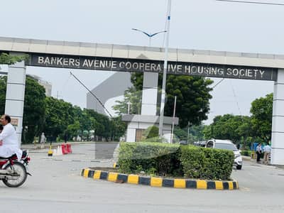 9 marla corner plot available for sale in H block ideal location